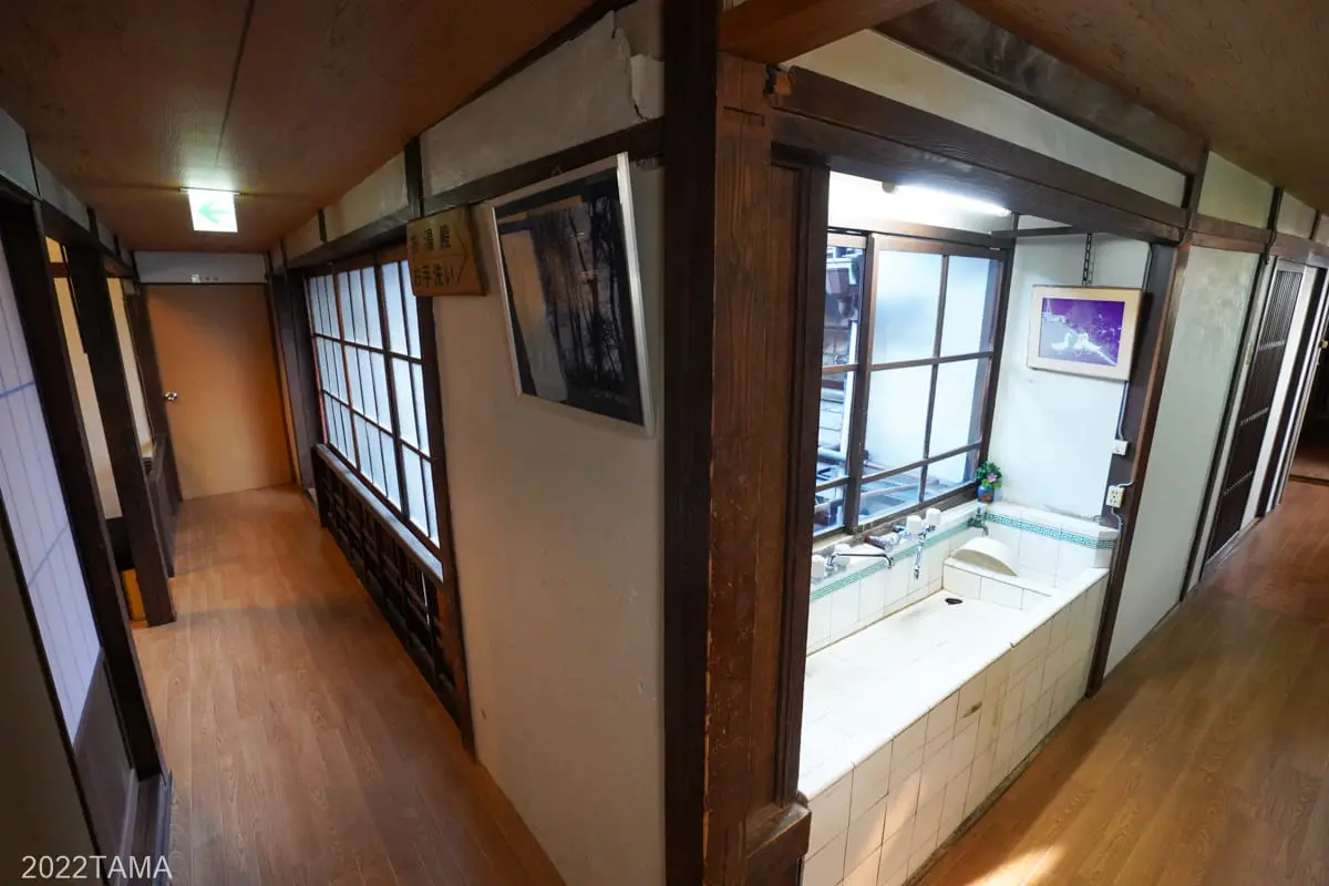 えびすや旅館 佐田岬半島 三崎港の木造旅館に泊まってきた Tamaism